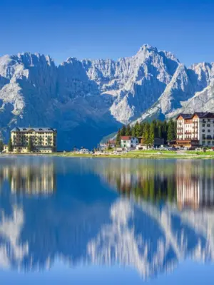 5o-DIA-LAGO-MISURINA-AdobeStock_220061608-scaled